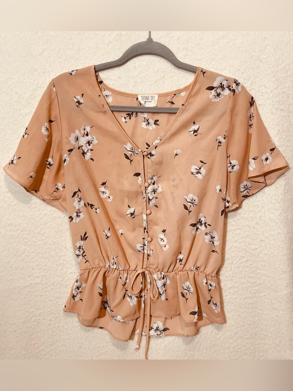 Sienna Sky Blush Floral Button-Front Drawstring Peplum Top